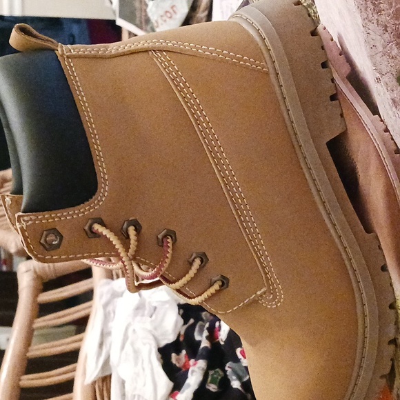 NIB Hiking Boots Men's sz 7, for women too - Picture 7 of 15